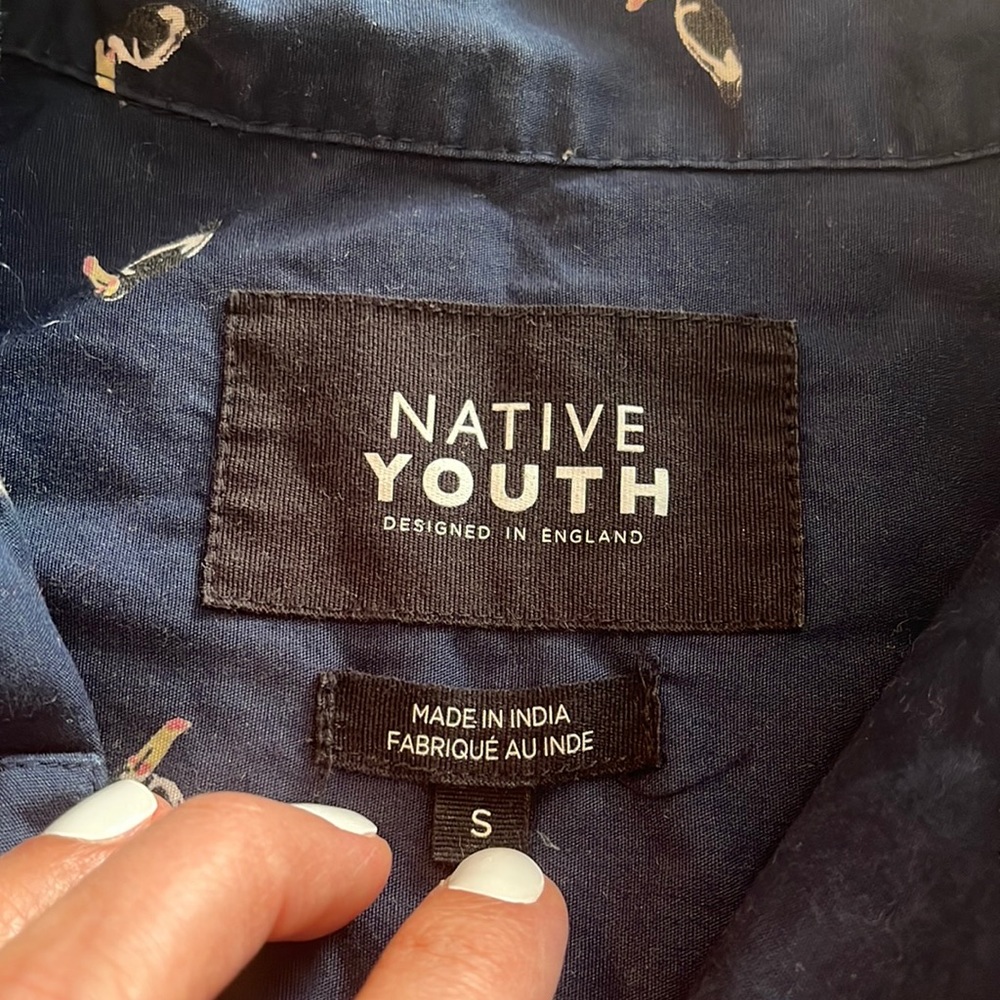 Native Youth Men’s button-up short-sleeved